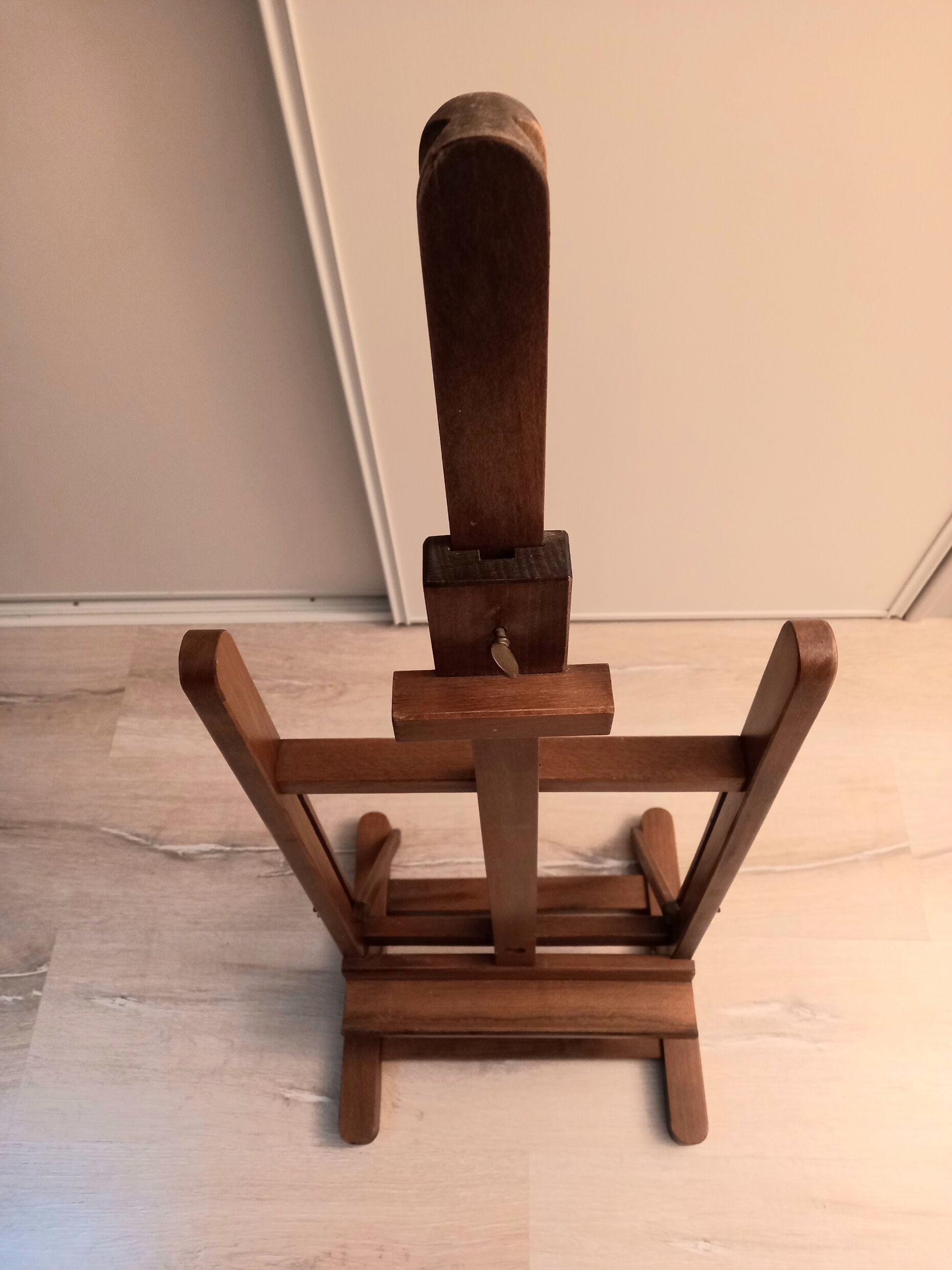 Painter's wooden easel