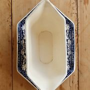 Saucière ancienne terre de fer Longchamp modèle Rouen XIXe