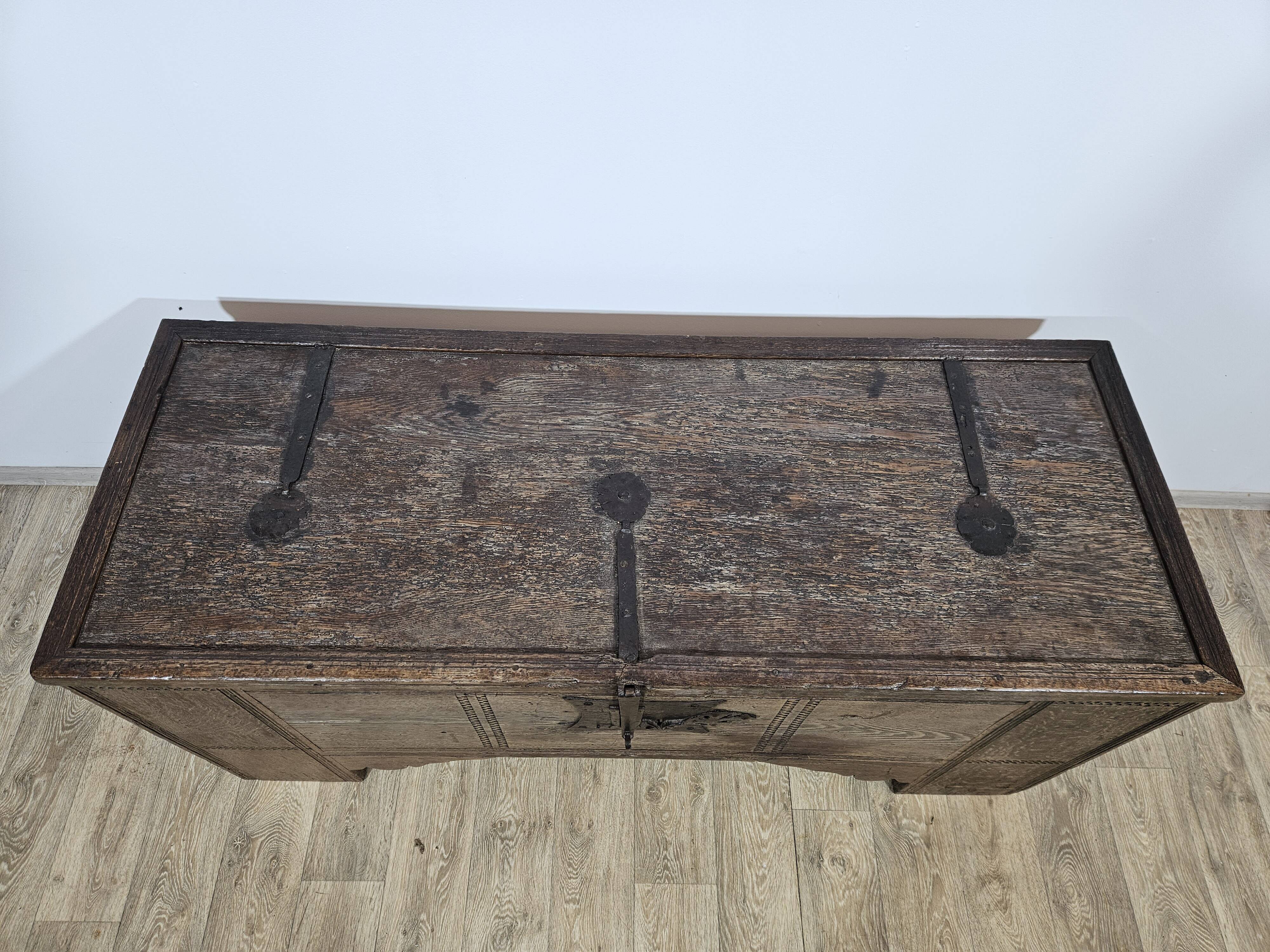 Gothic Chest 15th century