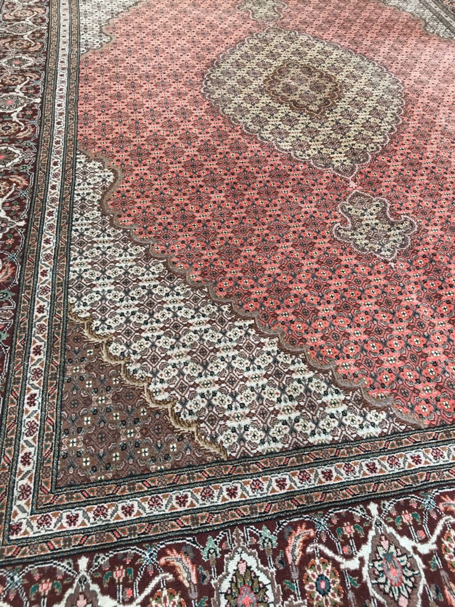 Tabriz Persian rug 206x295 cm