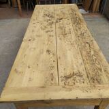 Farm table