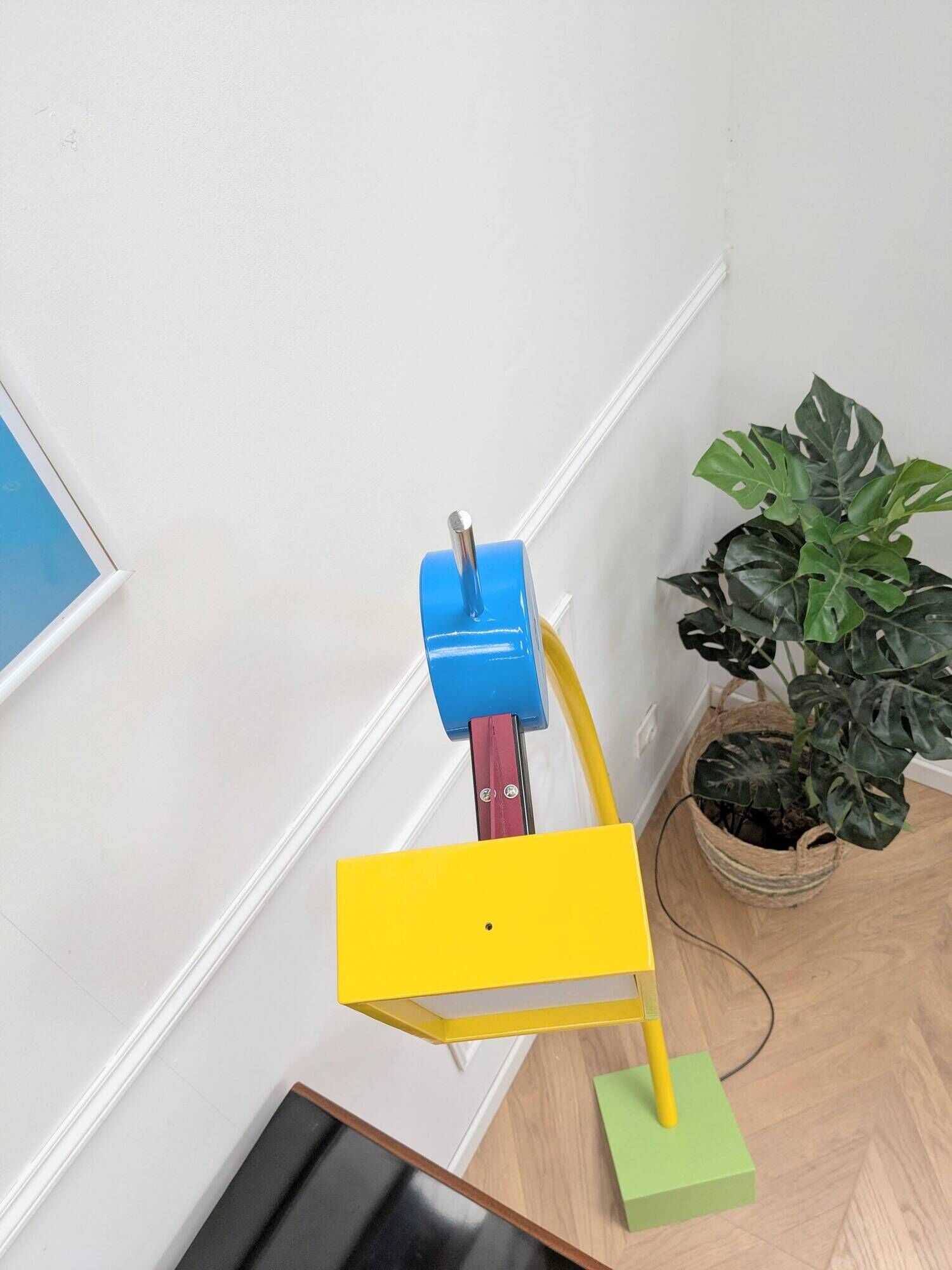 Memphis floor lamp