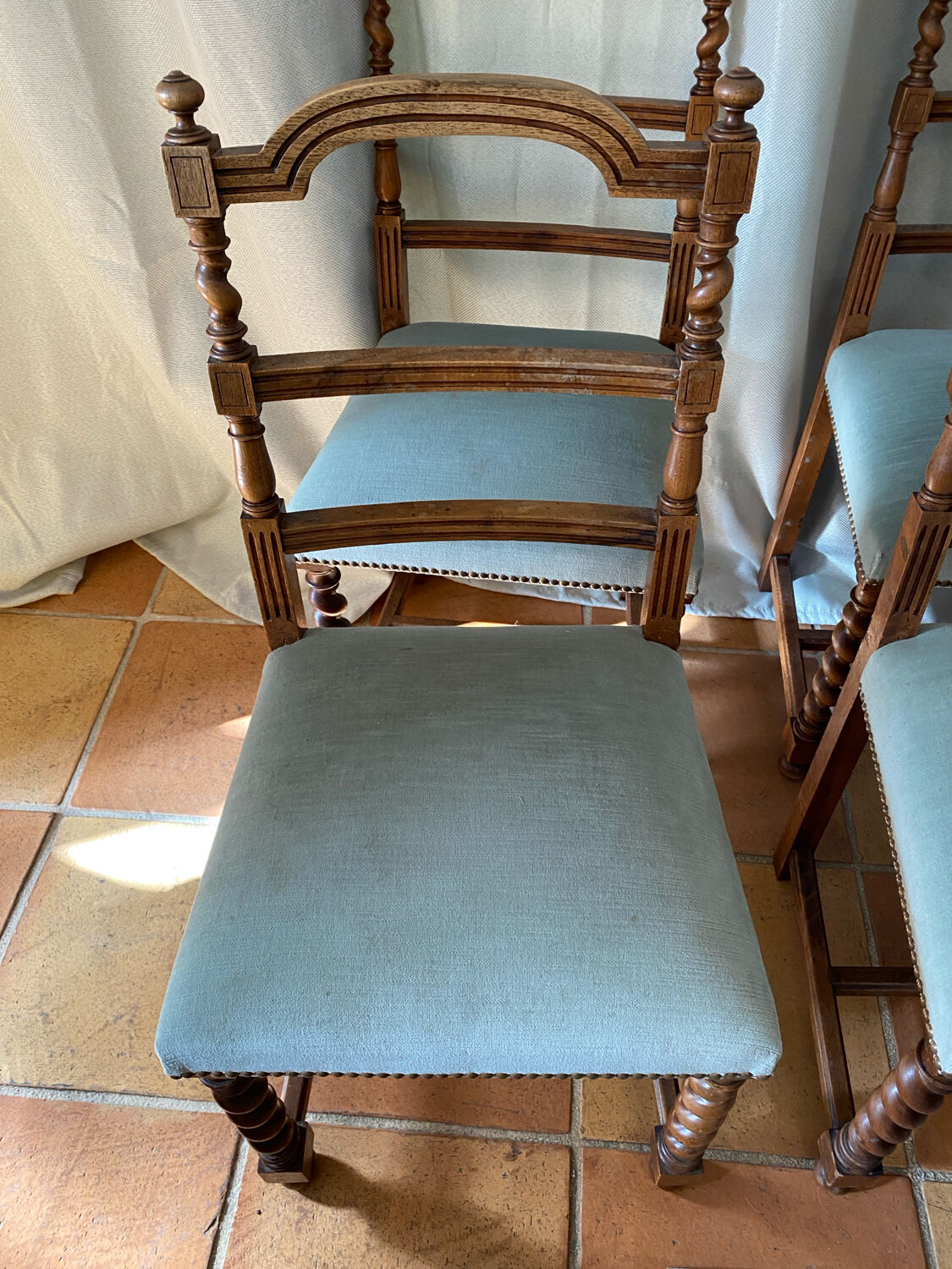 Six turned wooden chairs