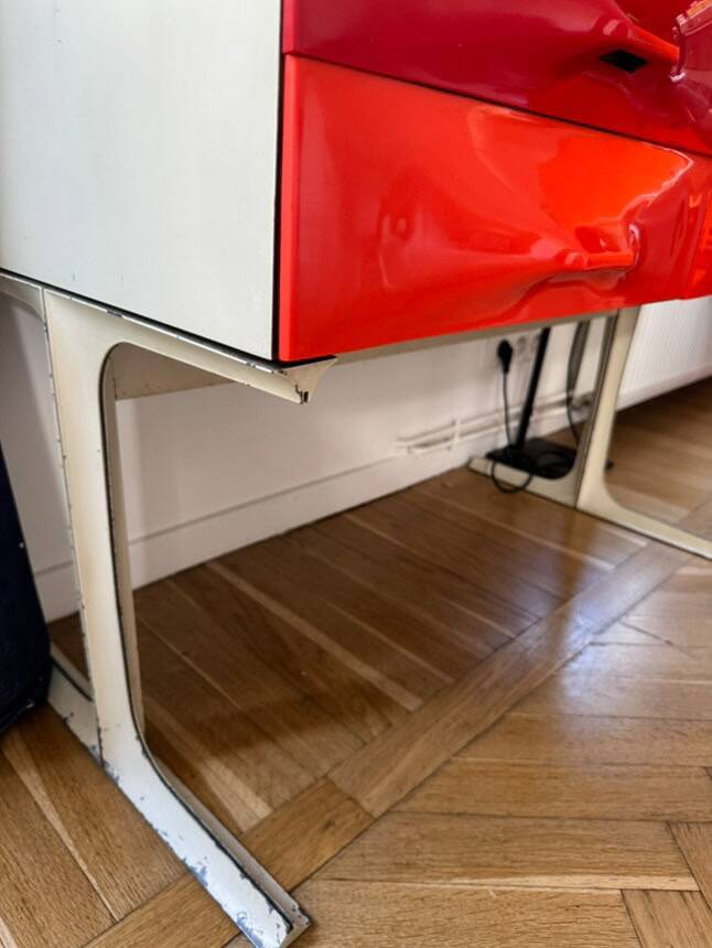 Raymond Loewy double-sided chest of drawers model with 6 drawers