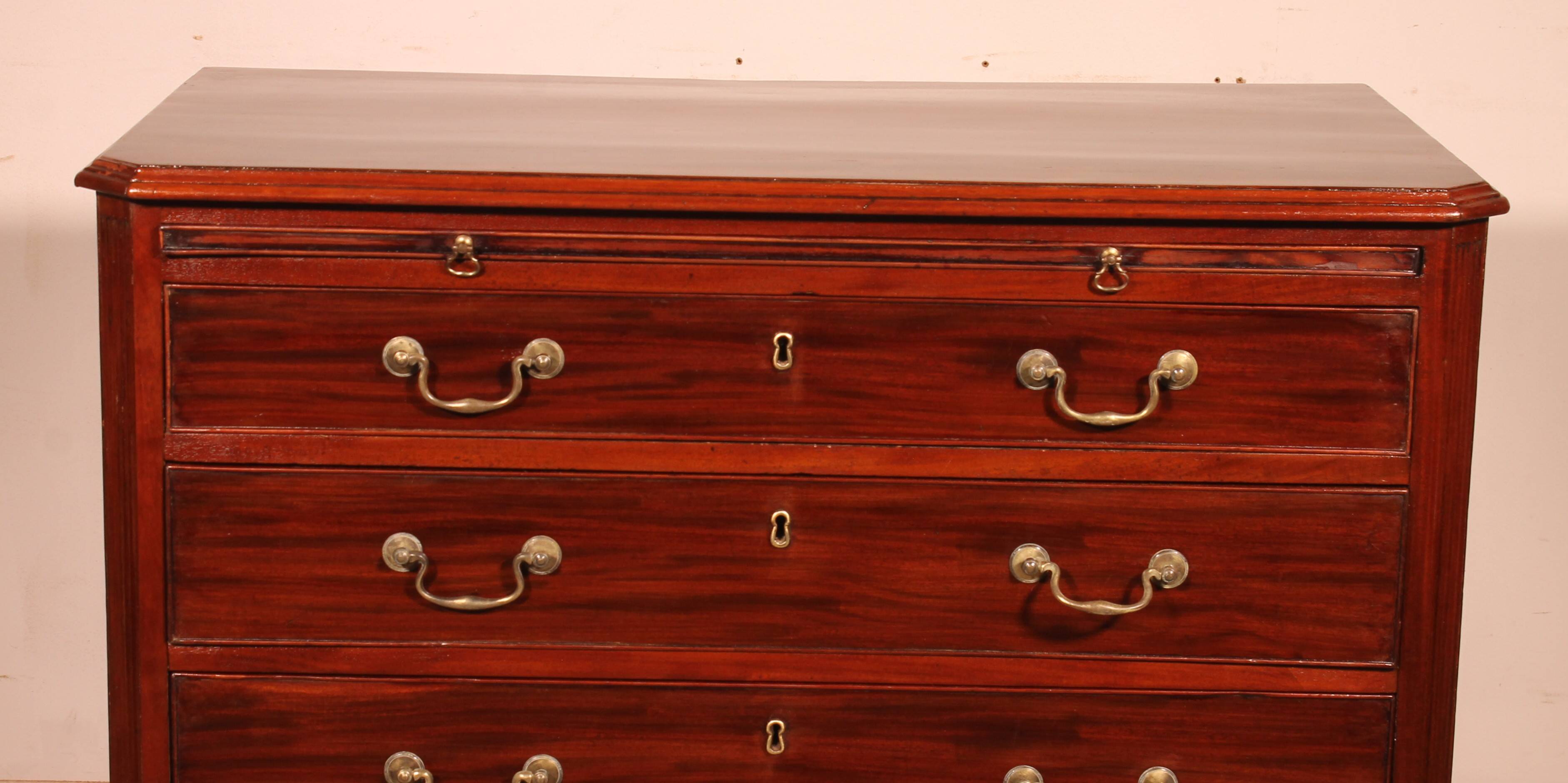 Commode d'époque George III En Acajou avec tirette - 18° Siècle