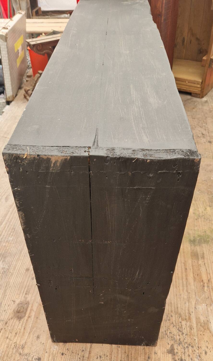 Workshop cabinet with lockers