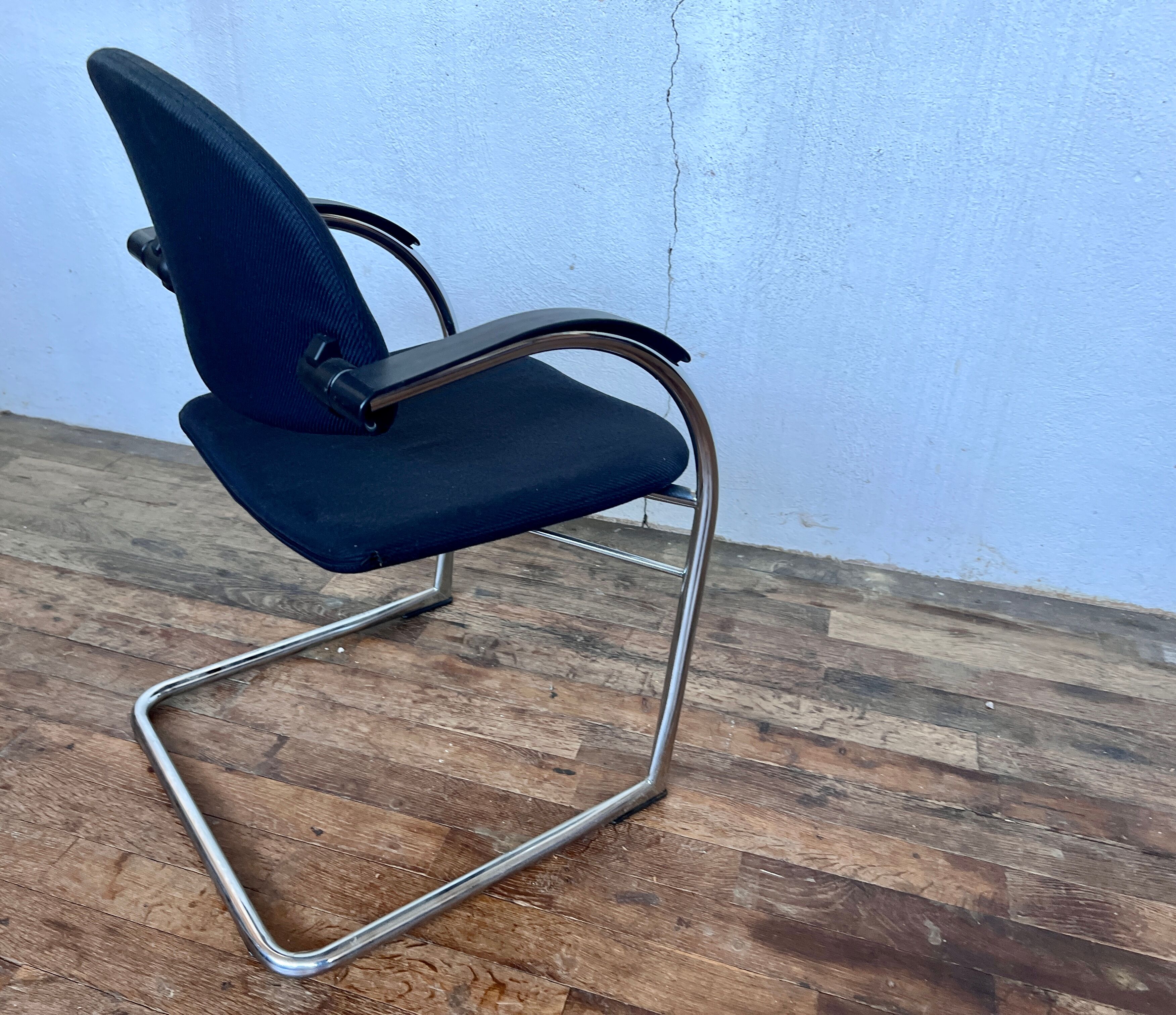 Trio de fauteuis Vitra
