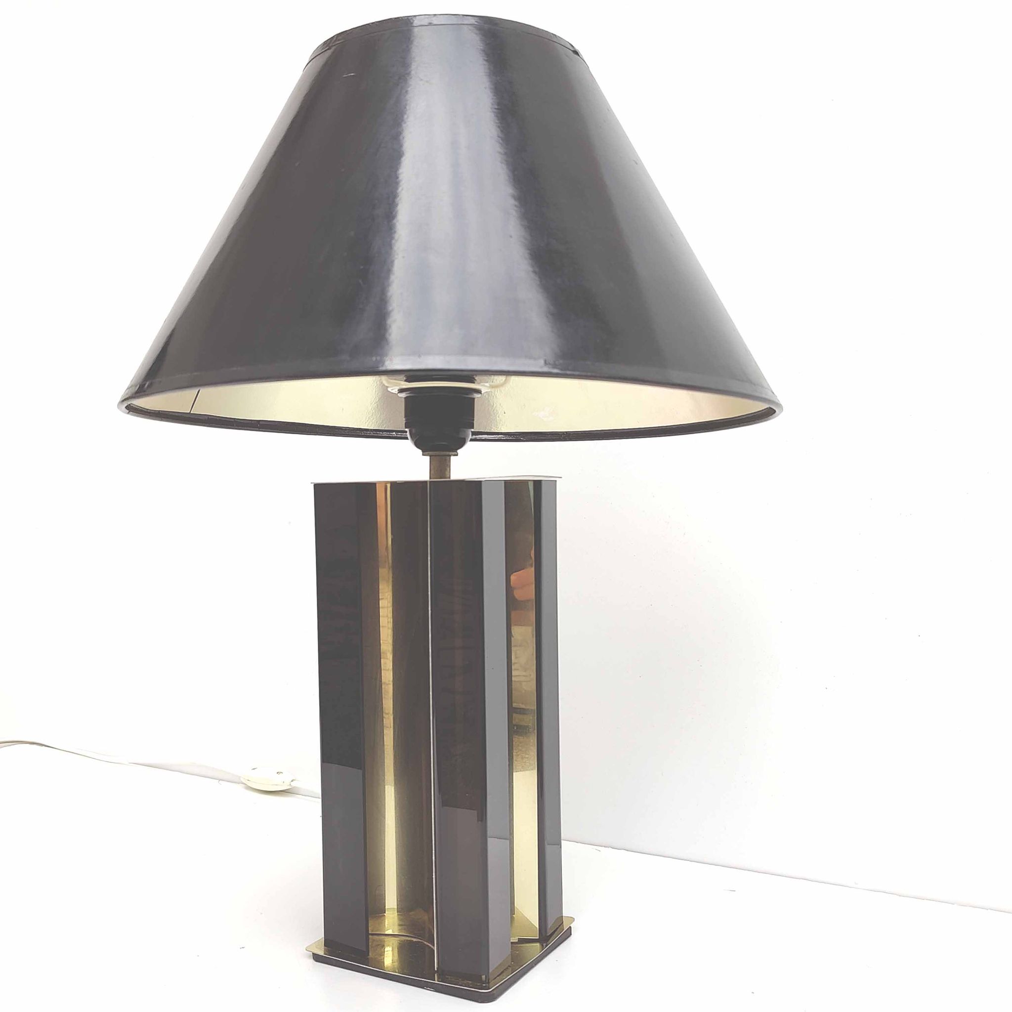 Lampe plexiglas et métal doré années 70