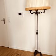 Lampadaire tripode