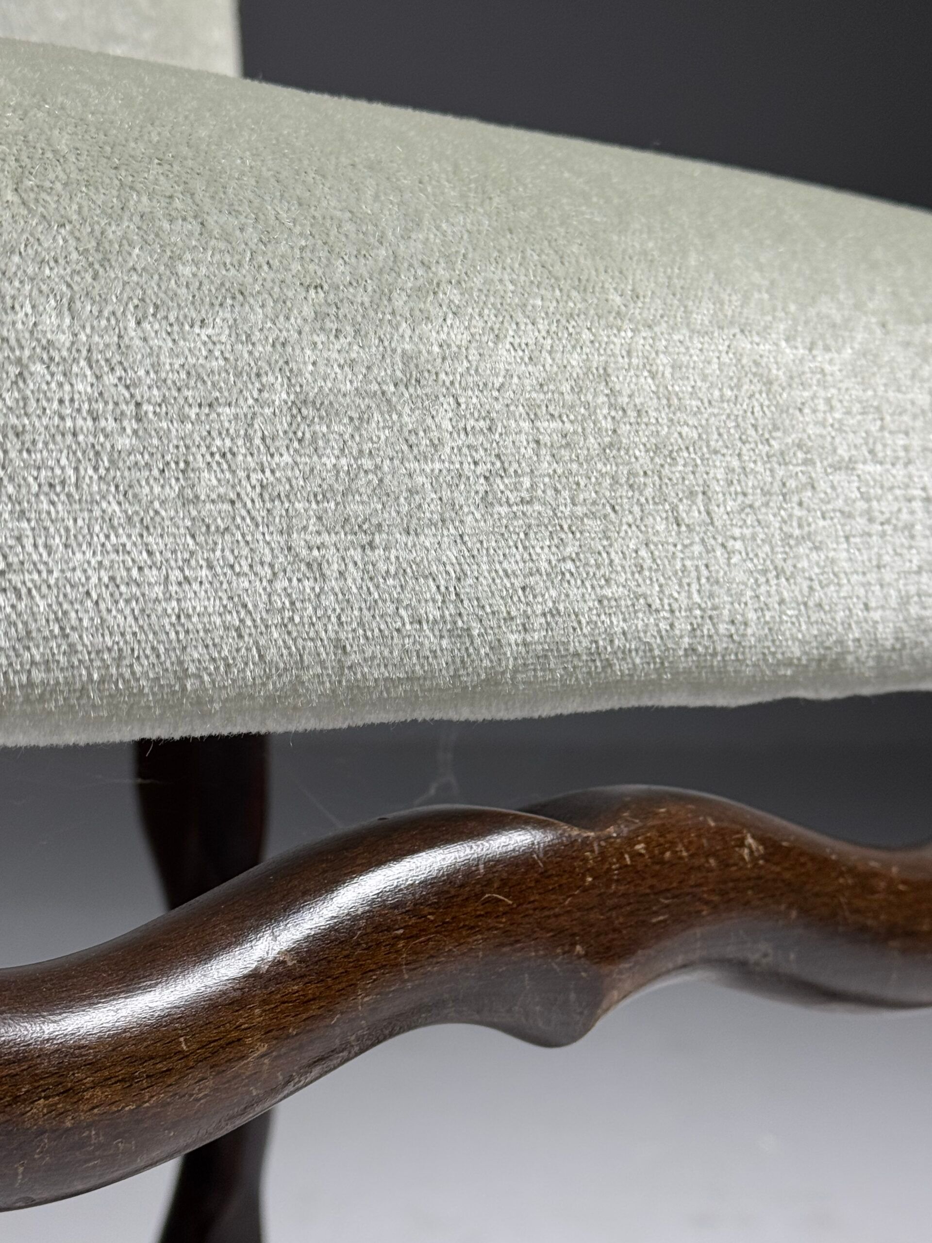 Set of 6 Os de Mouton chairs