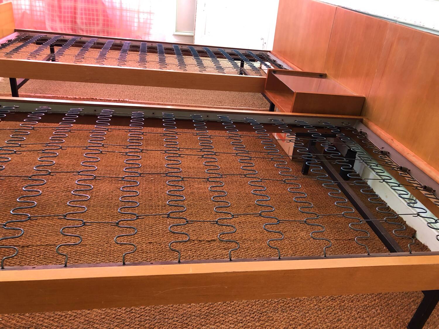 Double beds Pierre Guariche