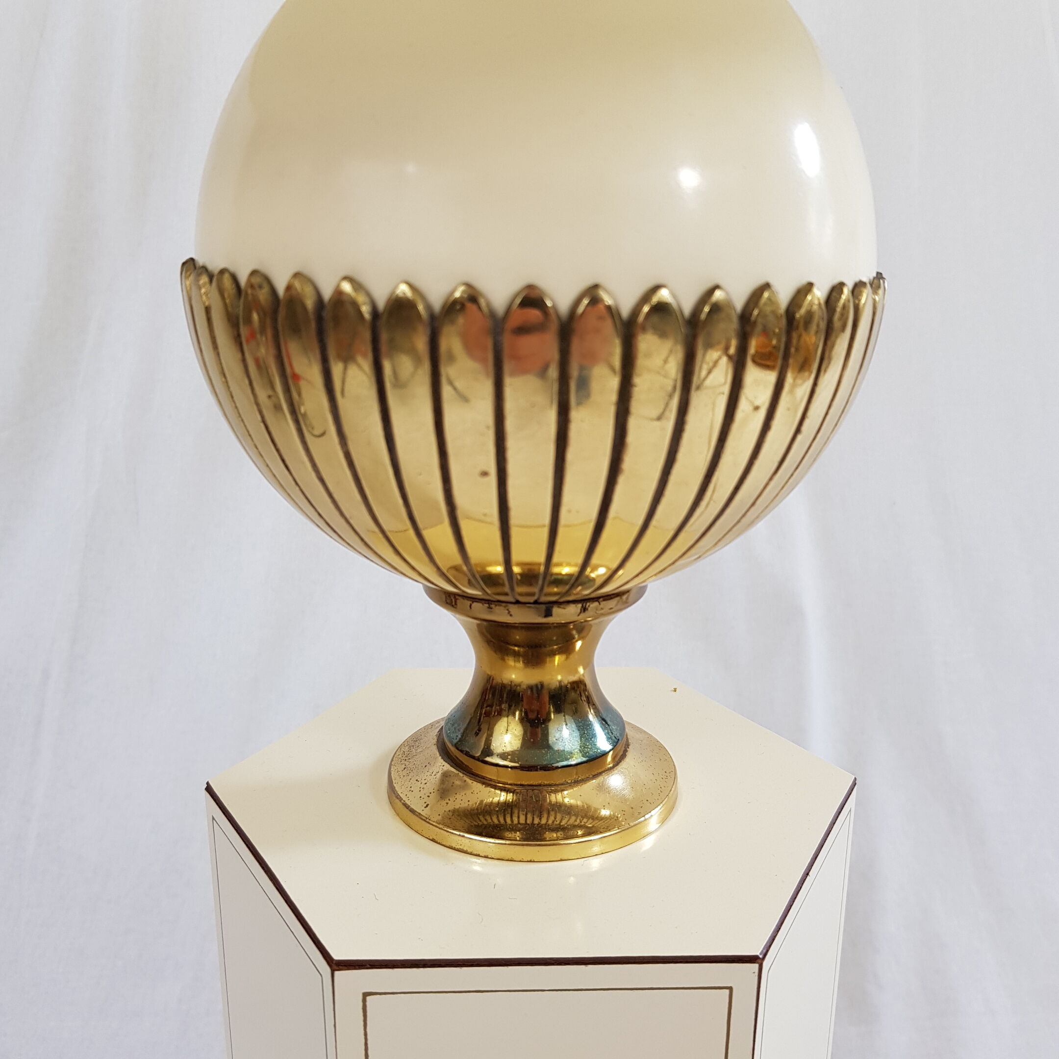 Neo-classical lamp beige and gold