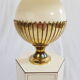 Lampe néoclassique beige et or