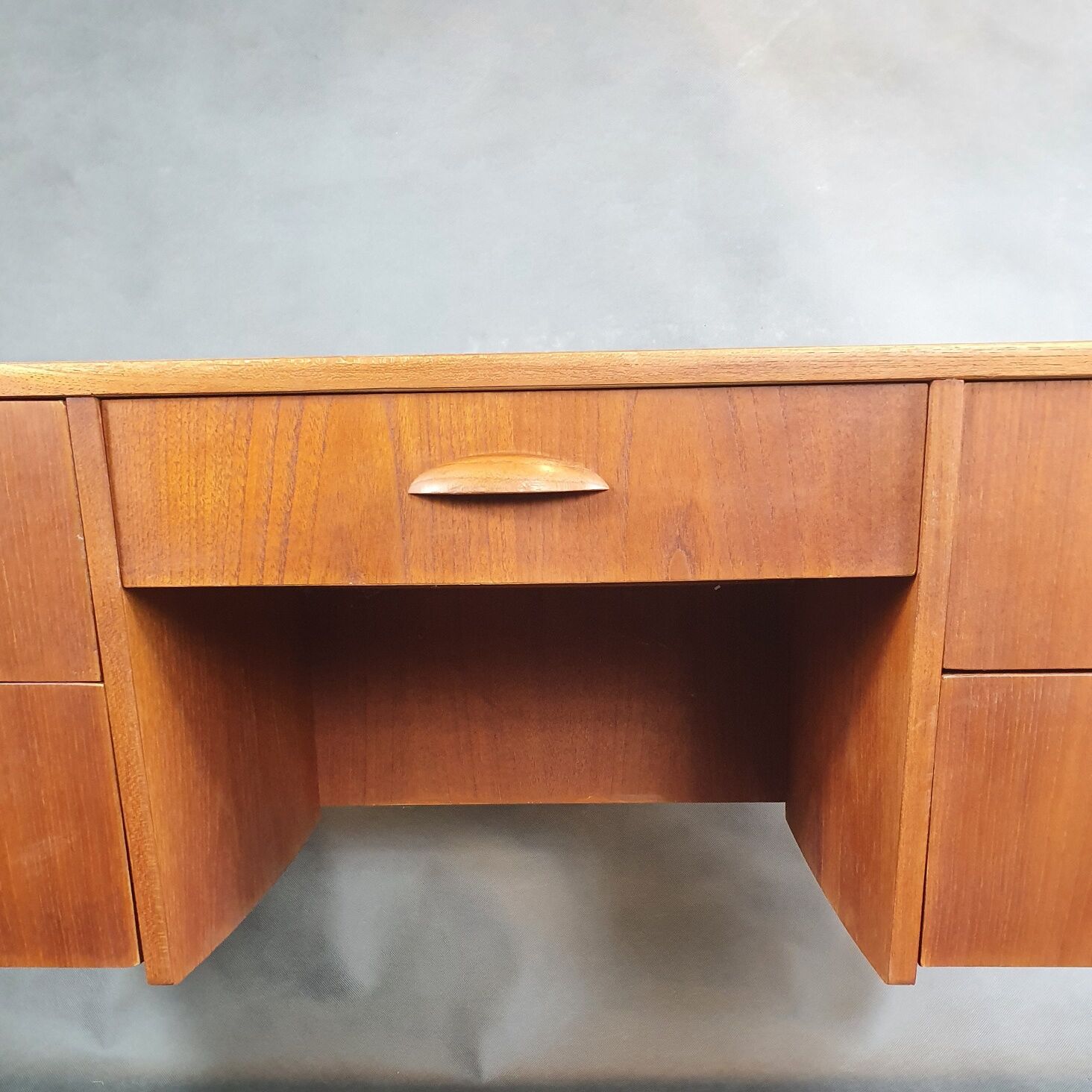 Vintage teak desk with 5 drawers, Restored, Norway 1960