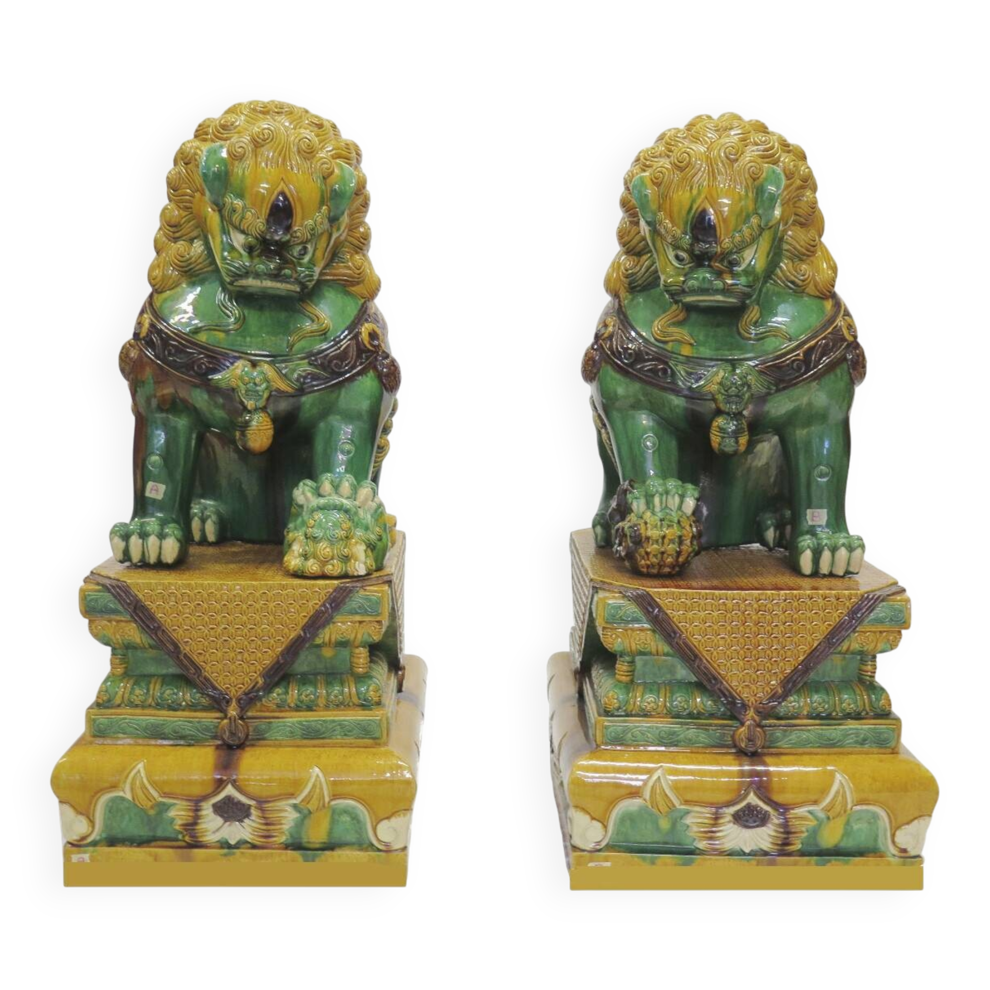 Pair of Chinese guardian lions foo dogs shishi imperial guardians ceramic