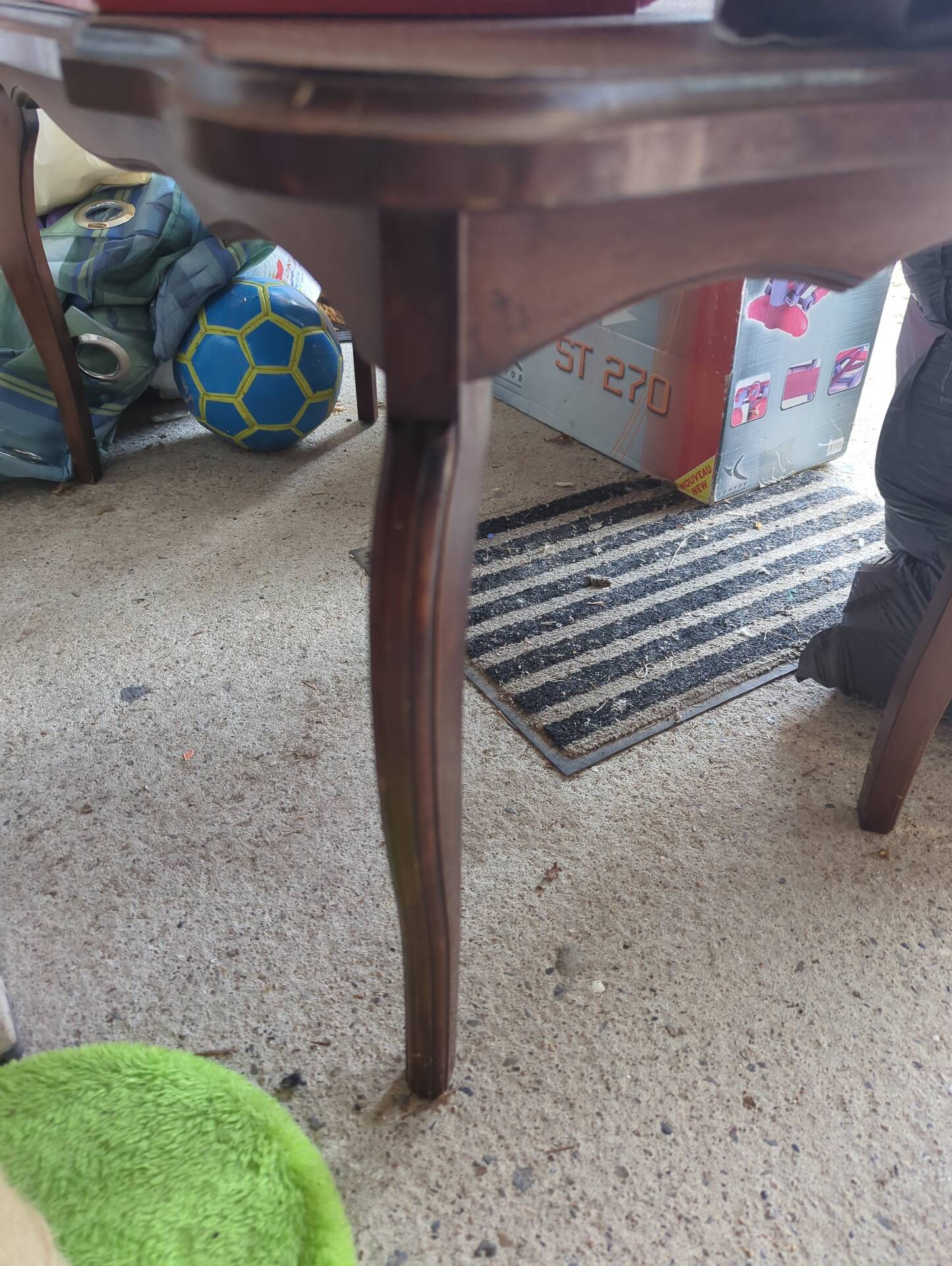 Solid wood coffee table