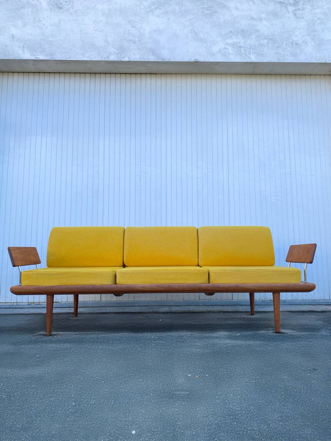 Vintage Scandinavian bench/sofa