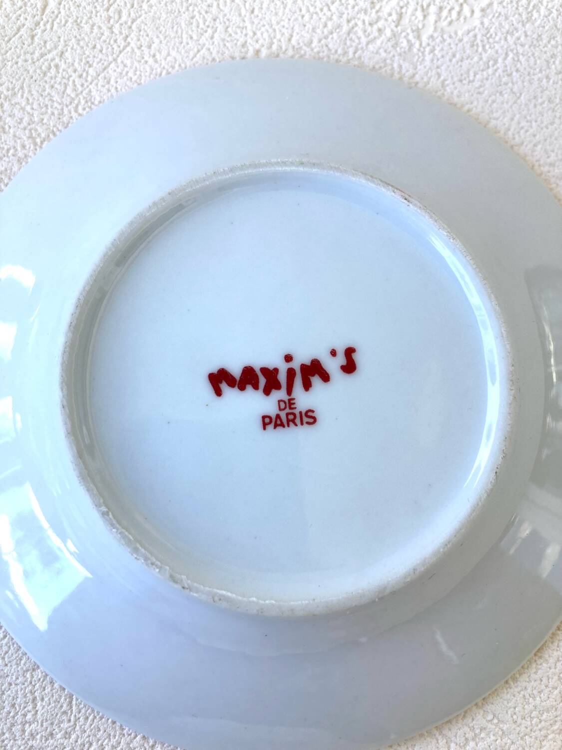 4 Maxim's de Paris coffee cups and saucers