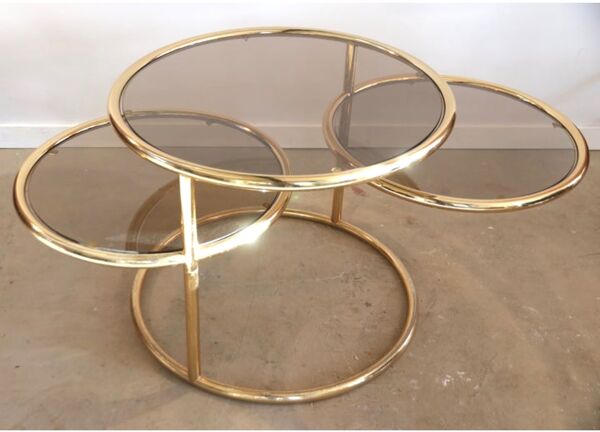Table d’appoint tournante à 3 niveaux plaquée or