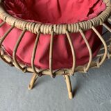 Round rattan worker - pink fabric