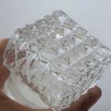 2 glass whiskey decanters, cross pattern, 900 ml
