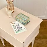Bedside table with spindle legs
