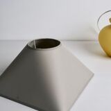 lampe en opaline sablée jaune de melarti