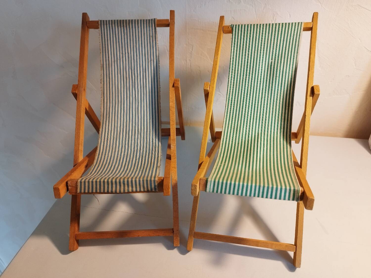 Doll's deckchair duo