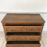 Commode Louis XV en chêne clair 18ème siècle