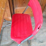 Folding child desk