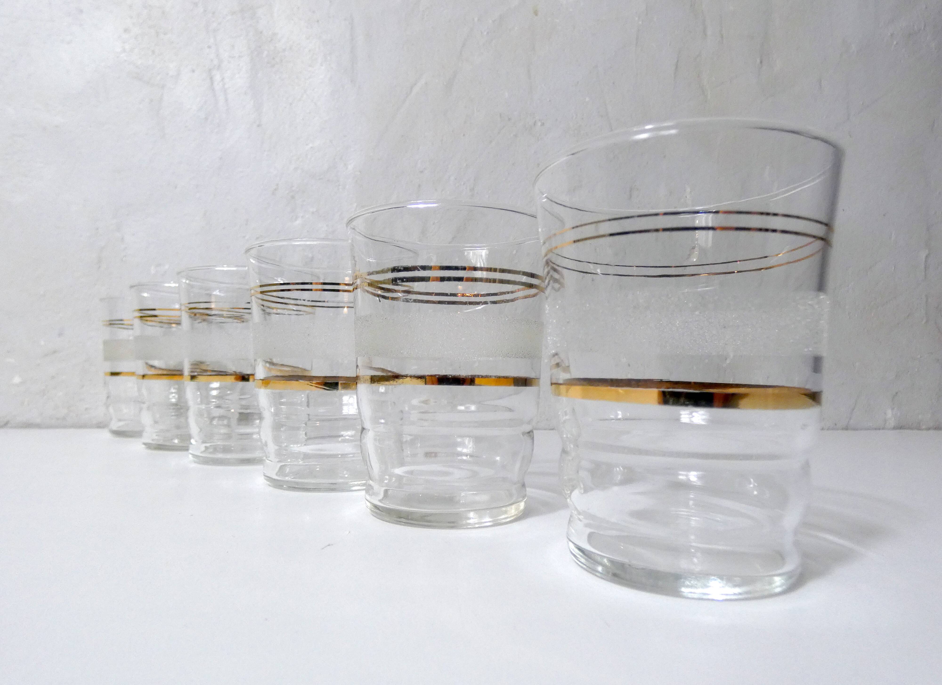 6 anciens verres granités blancs Art Déco