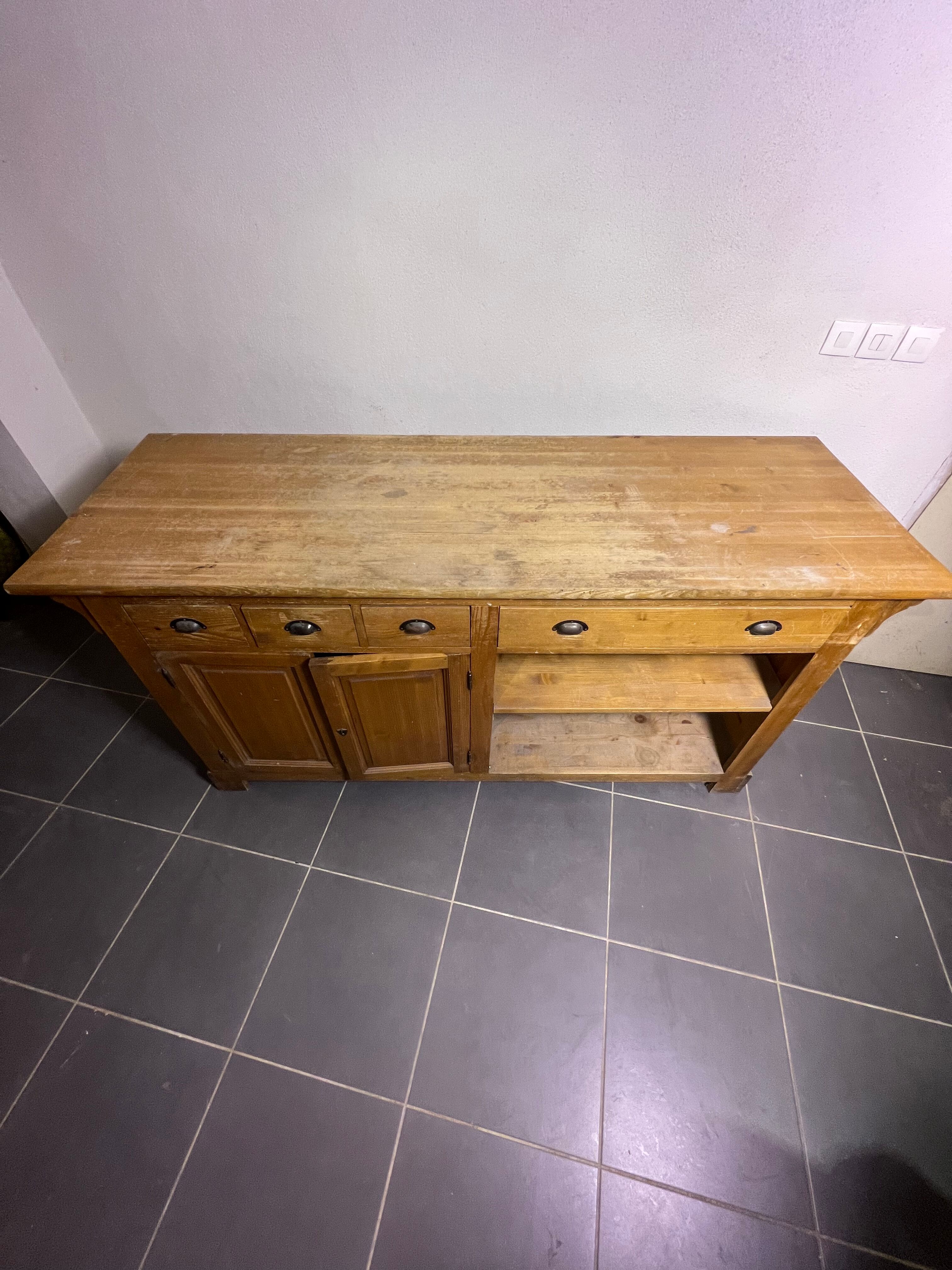 Countertop furniture