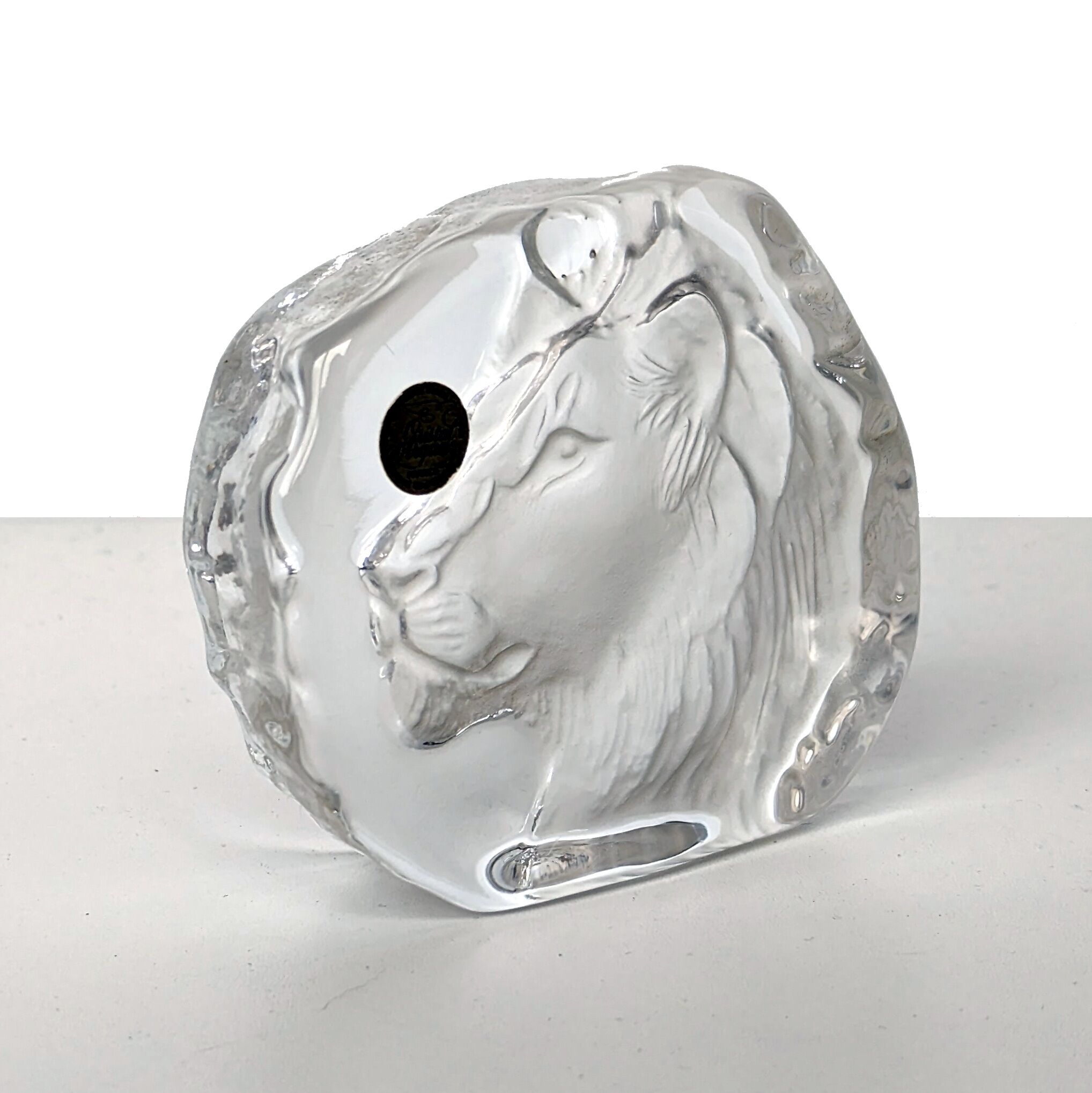 Paperweight Lion head sculpture Arques Crystal