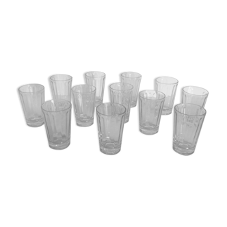 Set of 12 glasses of art deco bistro
