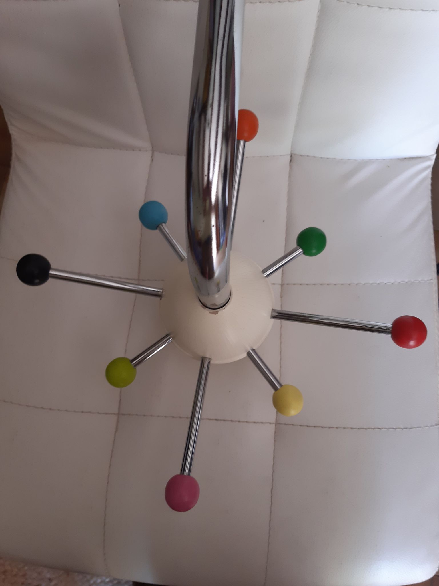 Porte-manteau spoutnik design vintage