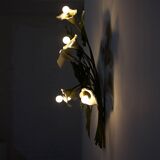 Light wall lamp with Arums / Callas.