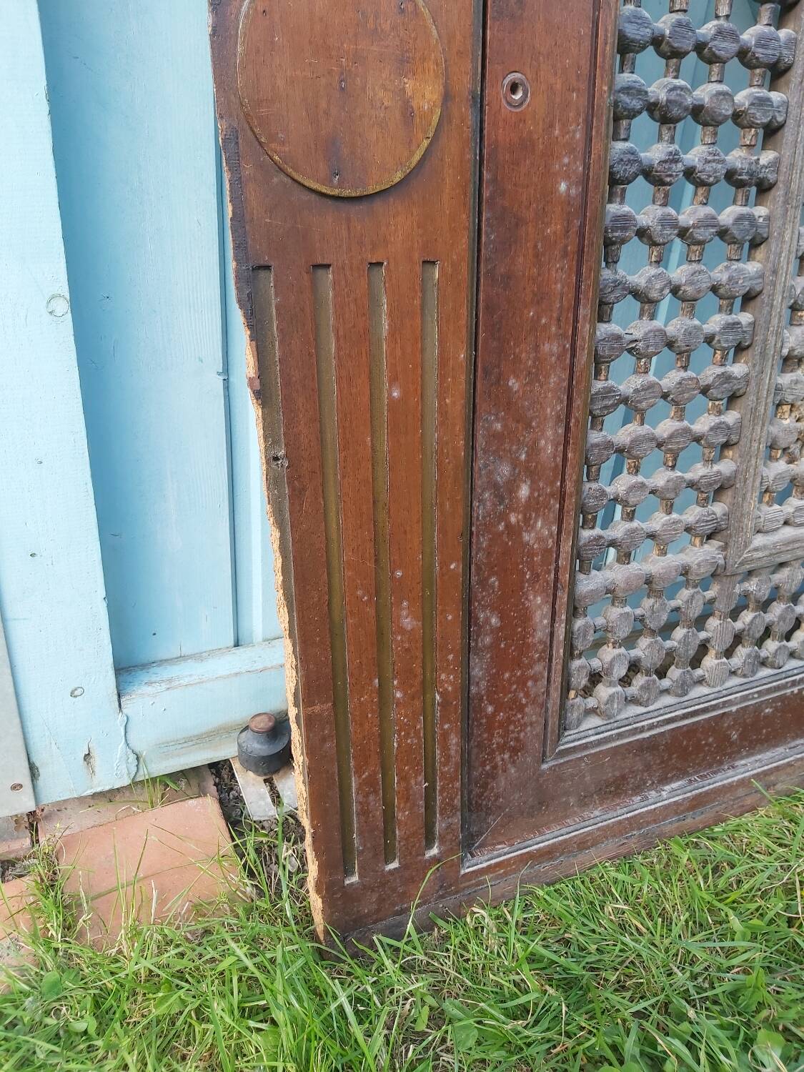 Screen, wooden panel