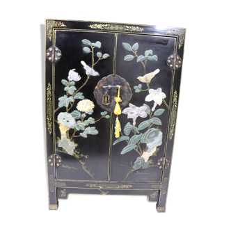Chinese black laqué buffet 2 doors semi-precious stones on 3 sides