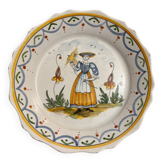 Decorative plate in Nevers earthenware with peasant decorations, 18th century
