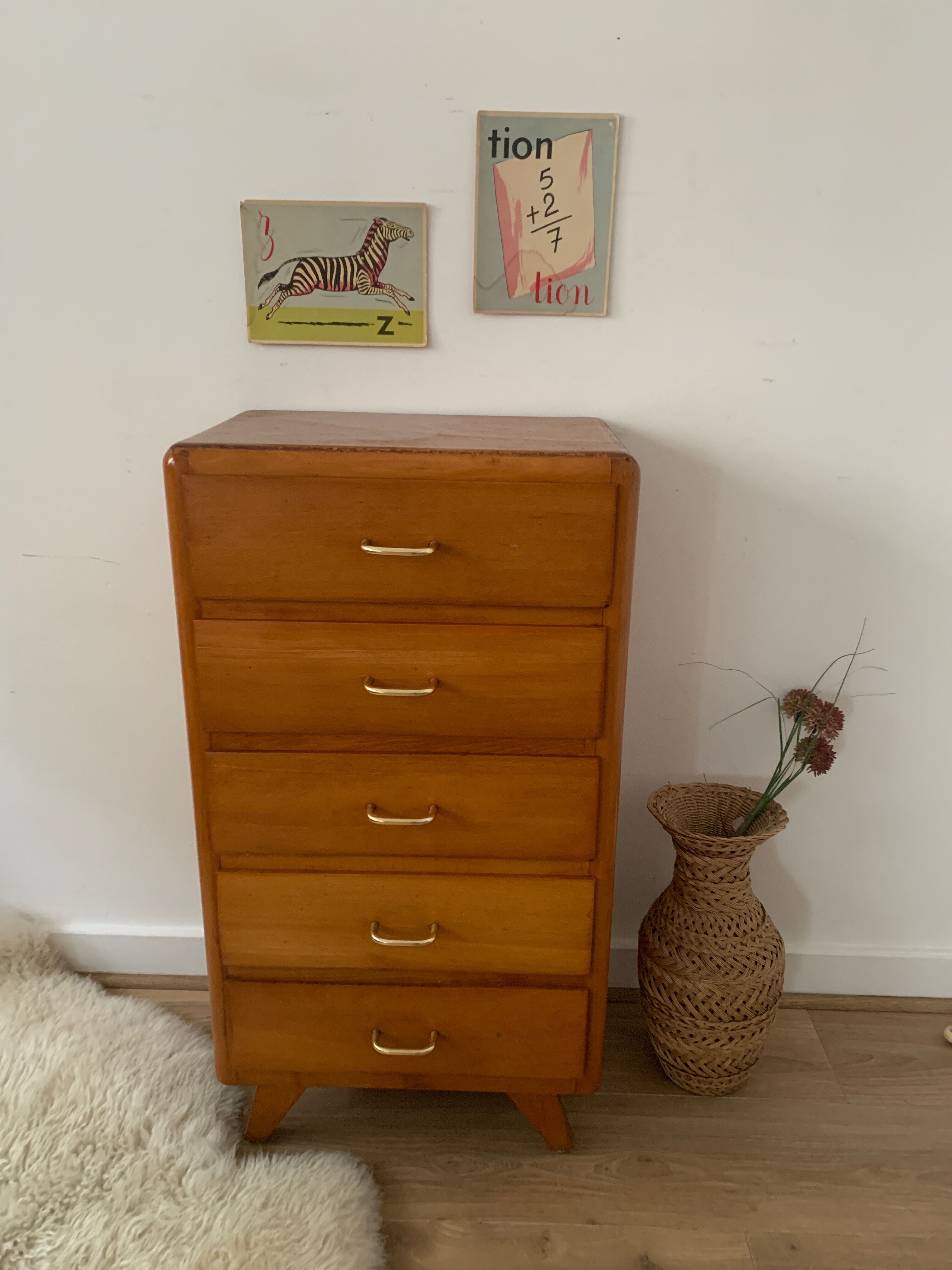 Compass feet dresser, 1968