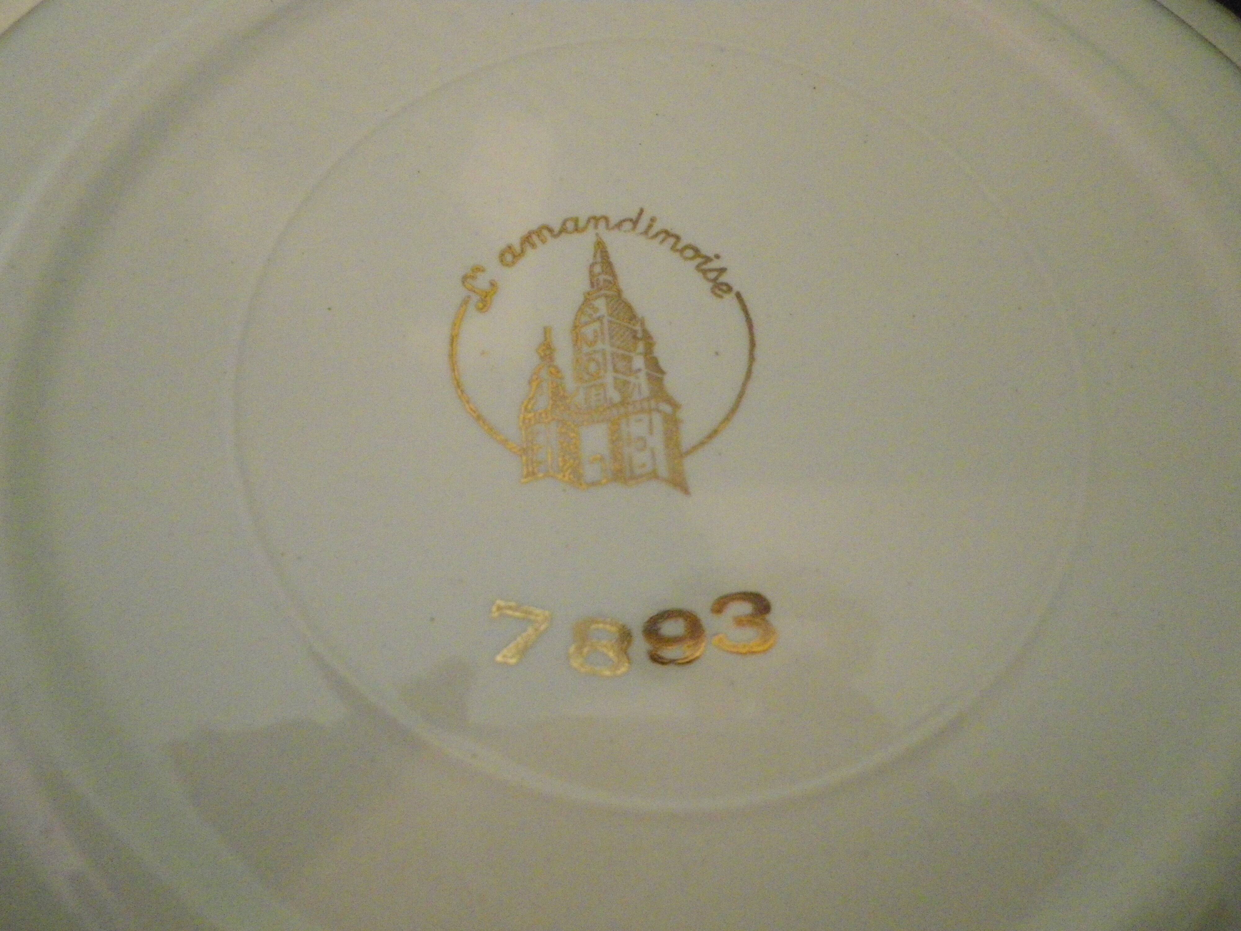 Prestige plates by Lamandinoise, 1950s, 3 colours, Set of 12