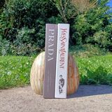 Retro marbled egg bookends 💐