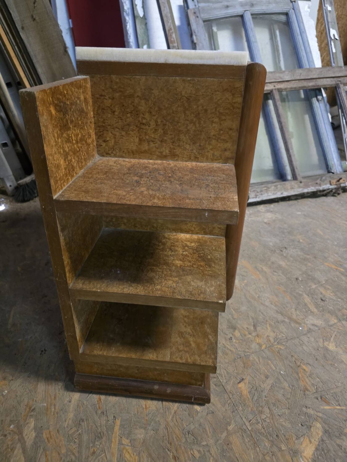 Chevet style art deco en loupe d'orme