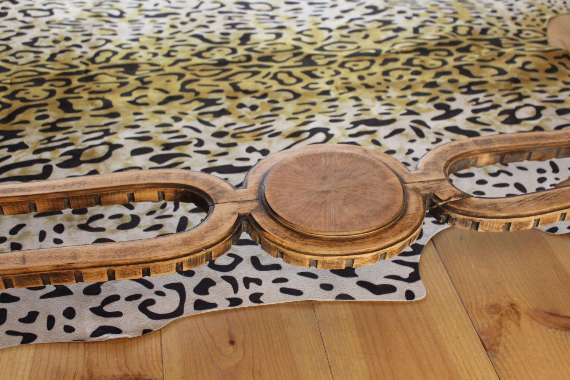 Console old feet wood and marble top