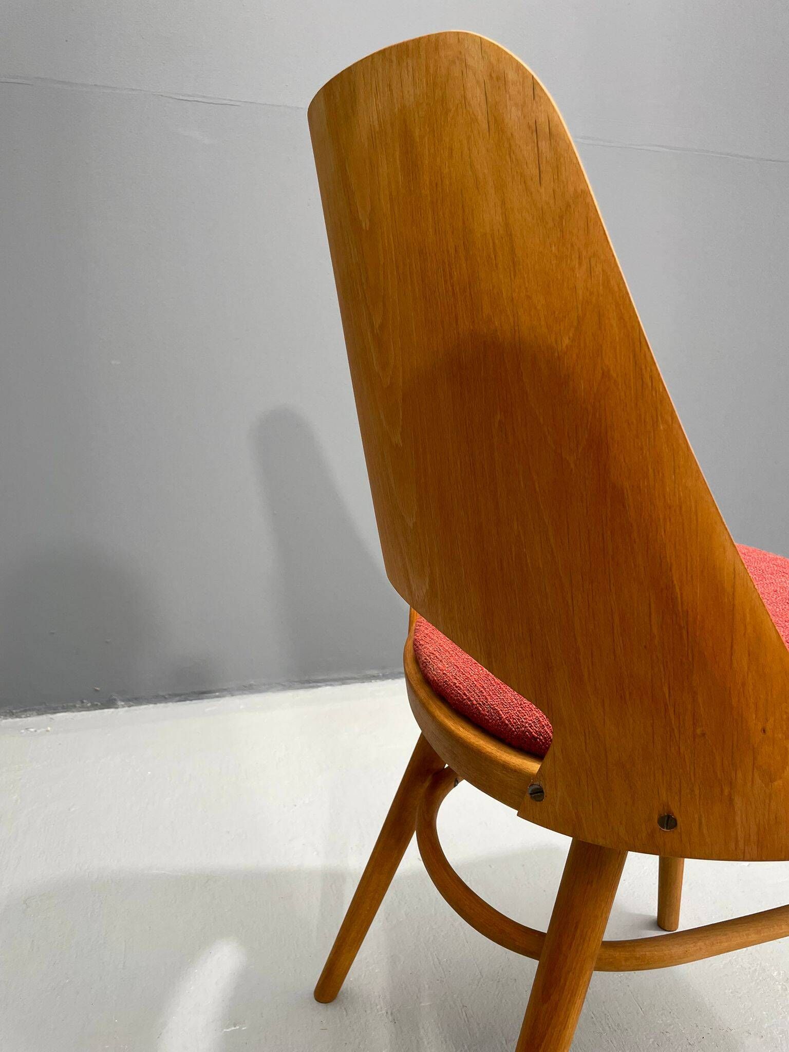 Pair of TON Model 514 Dining Chairs – Radomír Hofman, 1960s