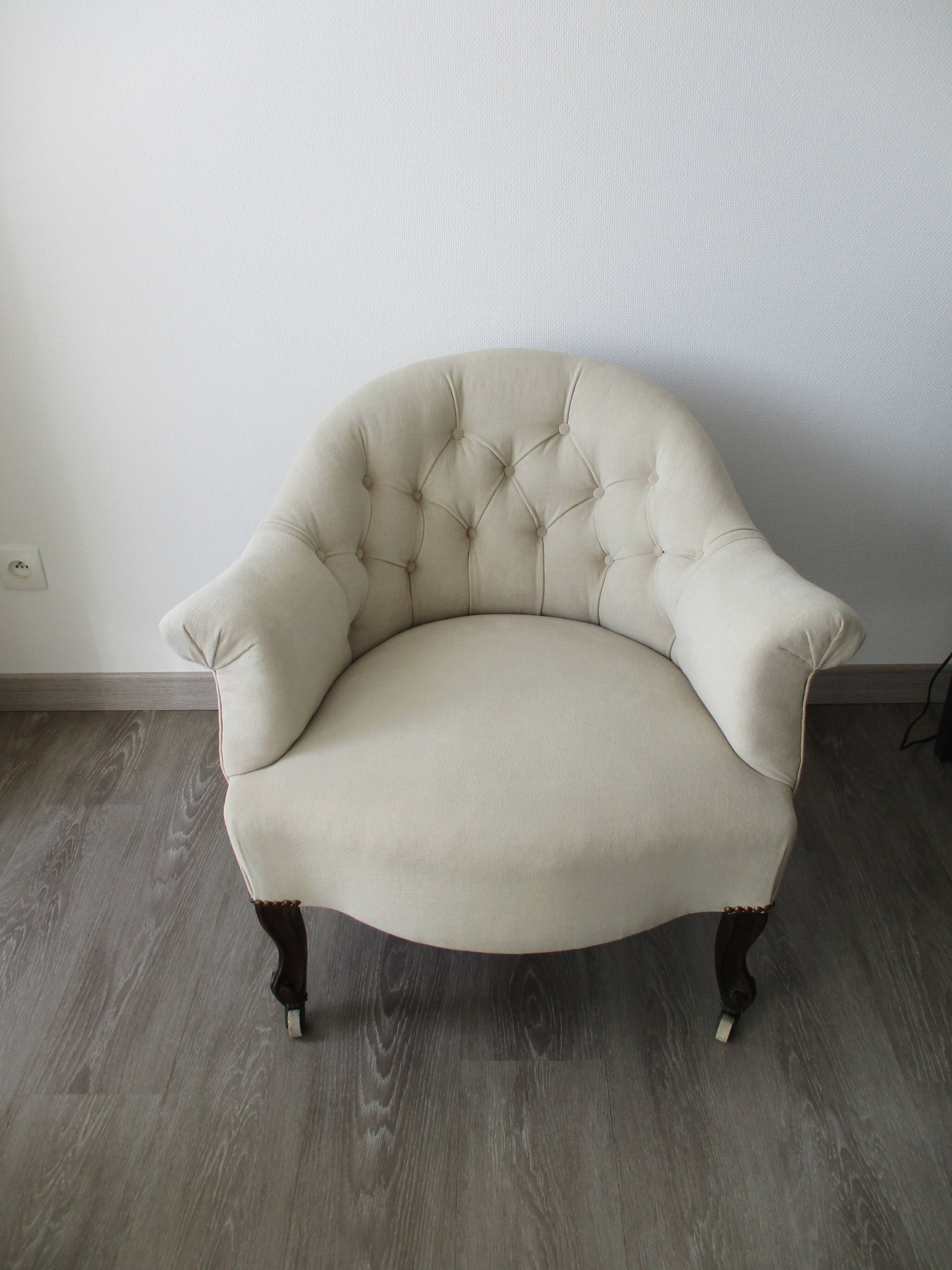 Padded style chair