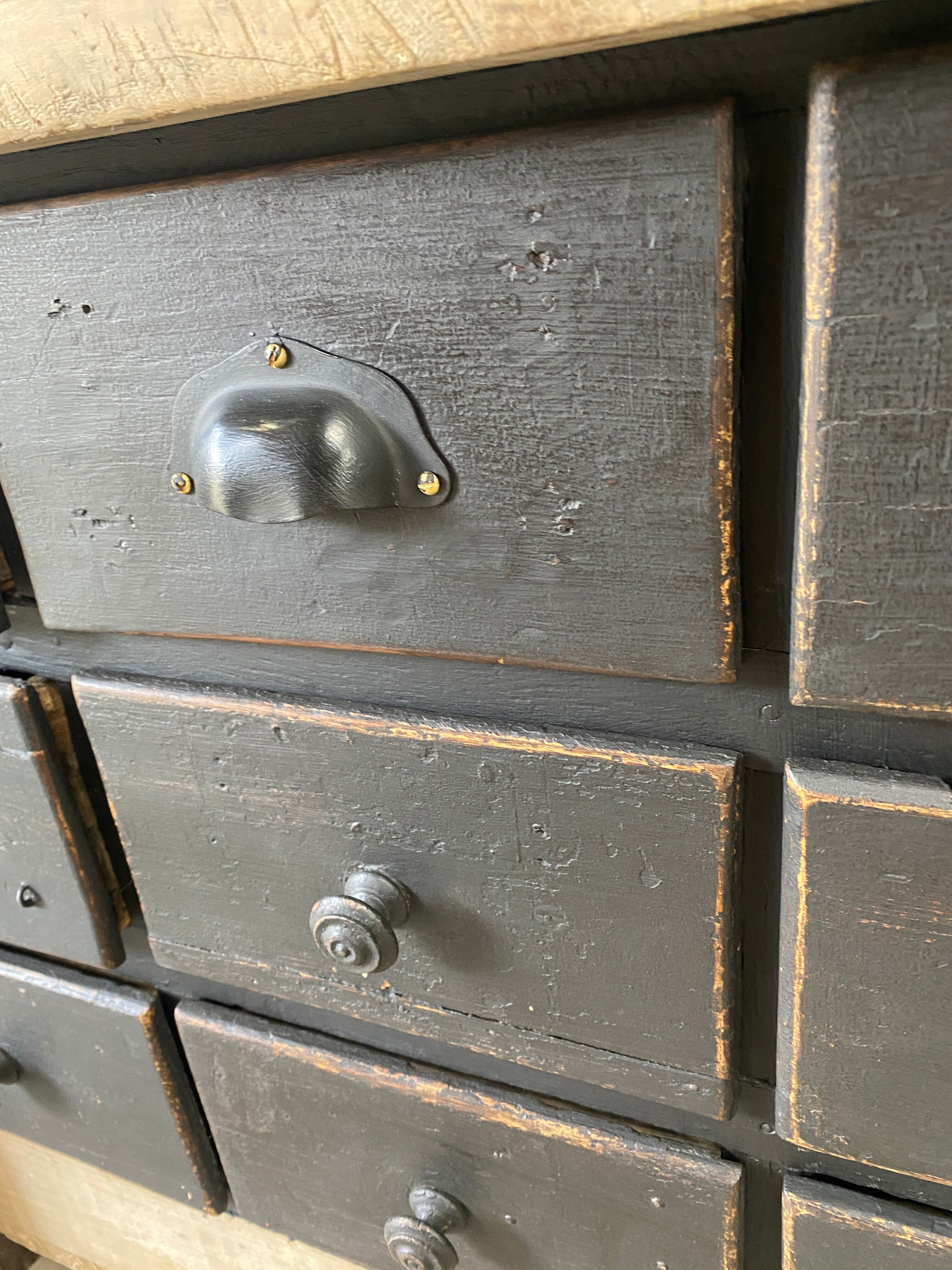 Carpenter's establishment