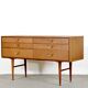 Buffet/commode Meredew du milieu du siècle en teck. Vintage