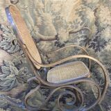 Rocking chair vintage cannée