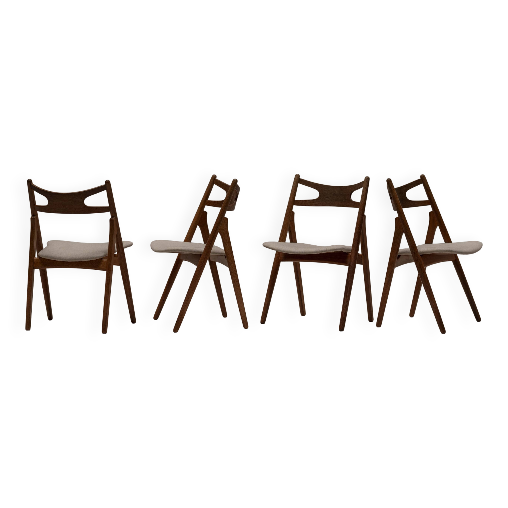 Hans J Wegner 'Sawbuck' CH29 Dining Chairs